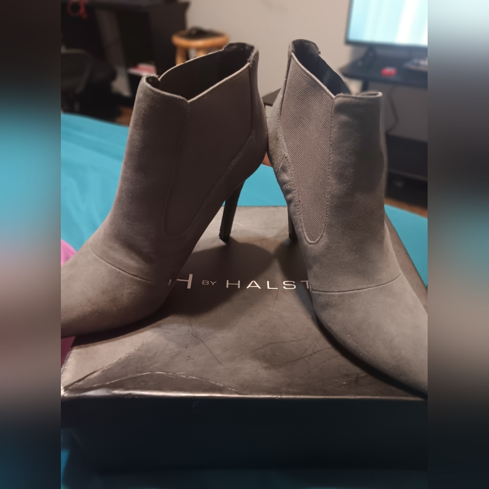 Halston shoes